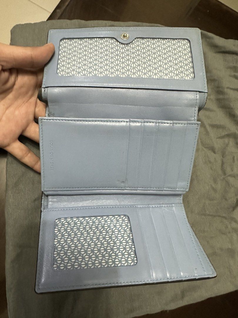 Louis Quatorze Trifold Wallet (Category: Wallets & Card holders) located in Butuan. Submitted by wear.next (Listing ID 1445900458, Image 3). Description: Authentic No inclusion .