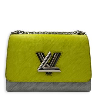 (Category: ) located in . Submitted by carousellluxury (Listing ID 1445880397, Image 1). Description: .