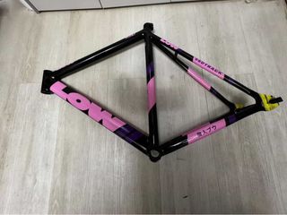 （分類：）位於 。 由 n1co9955 提交（商品編號 1445974035，圖片 1）。簡介： 。