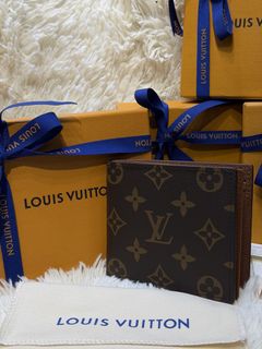 (Category: ) located in . Submitted by luxuryprelovedselection (Listing ID 1445970084, Image 1). Description: .