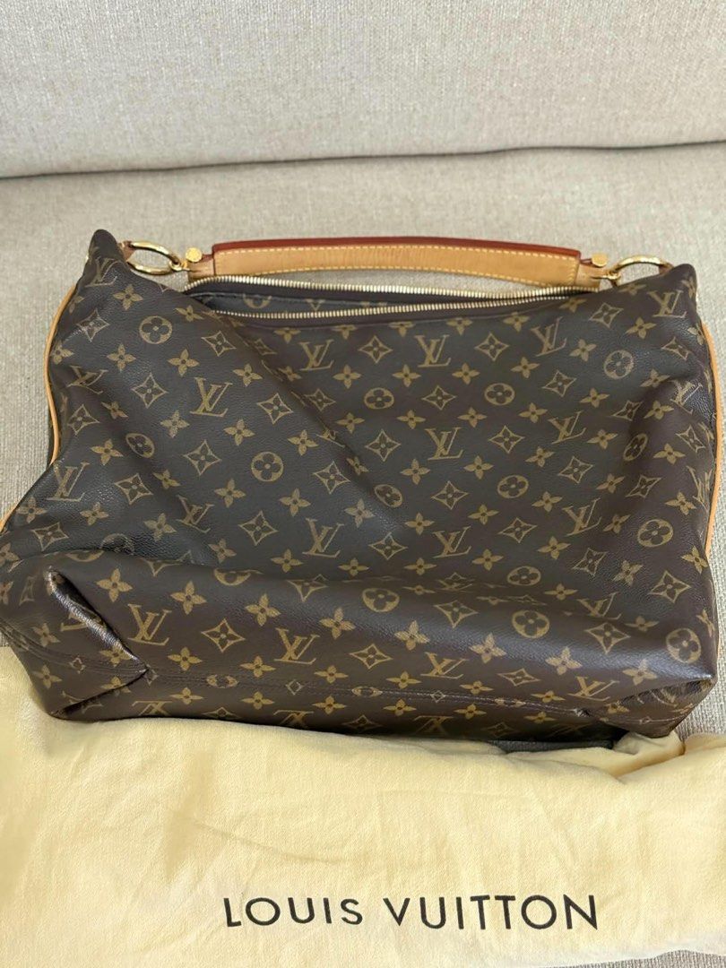 LV Sully MM (Category: Luxury Bags & Wallets) located in Mabini. Submitted by MariaD (Listing ID 1445836061, Image 3). Description: .