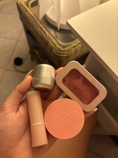 (Category: ) located in . Submitted by loveriee (Listing ID 1445898786, Image 1). Description: .