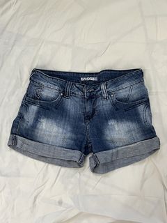 (Category: ) located in . Submitted by lareverain (Listing ID 1445890215, Image 1). Description: .