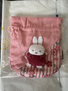 (Category: ) located in . Submitted by miffy88.cloud (Listing ID 1445796423, Image 1). Description: .