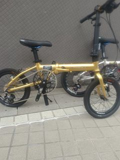 （分類：）位於 。 由 tkobike09943194 提交（商品編號 1445855365，圖片 1）。簡介： 。