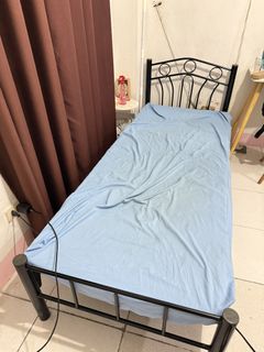 (Category: ) located in . Submitted by beeyahnx (Listing ID 1445924206, Image 1). Description: .