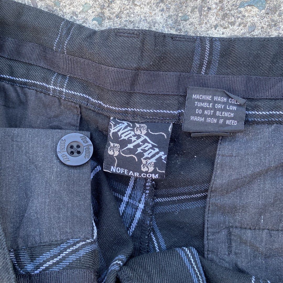NO FEAR CHECKERED SHORT (Category: Shorts) located in Manila. Submitted by hollyboyz (Listing ID 1445793974, Image 2). Description: No Fear Checkered Short💎 Waist - 36 Length - 24 Hole - 12.5 Excellent Condition 💯 Color Rate: 9/10 Issue: ❌.