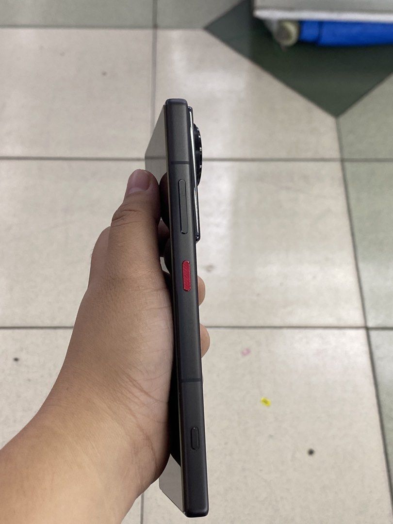 NUBIA Z70s ULTRA (Category: Android Others) located in San Juan City. Submitted by dokiee2001 (Listing ID 1445901579, Image 2). Description: Read First OPEN FOR SWAP/SELLING: RFS: Buy And Sell NUBIA Z70s ULTRA 16/512GB Openline Any Sim 99%SMOOTH 99%MAKINIS / No hidden issue All Working / Good As New Never Been Repaired / Can Reset Anytime Test to sawa / Unli test Not Refurbished / Authentic Phone ✅FREE 3 UTOOLS ✅FREE APPLE WEBSITE 🛵 : Cash on de