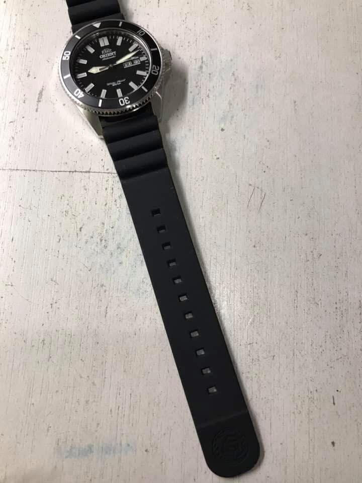 Orient Kanno RA-AA0010B (Category: Water Sports) located in Manila. Submitted by seikowatchfactory (Listing ID 1445854676, Image 3). Description: Model: Orient Kano RA-AA0010 Price: 13995 pesos Specifications: Caliber F6922 Case Diameter: 44mm Case Thickness: 12.9mm Lug to Lug: 50.5mm Screw Down Crown 200m Water Resistance Lug Width: 22mm Mineral Crystal 40 hours Power Reserve Silicone Band 22 Jewels Seller is Authorized Dealer of Seiko and other
