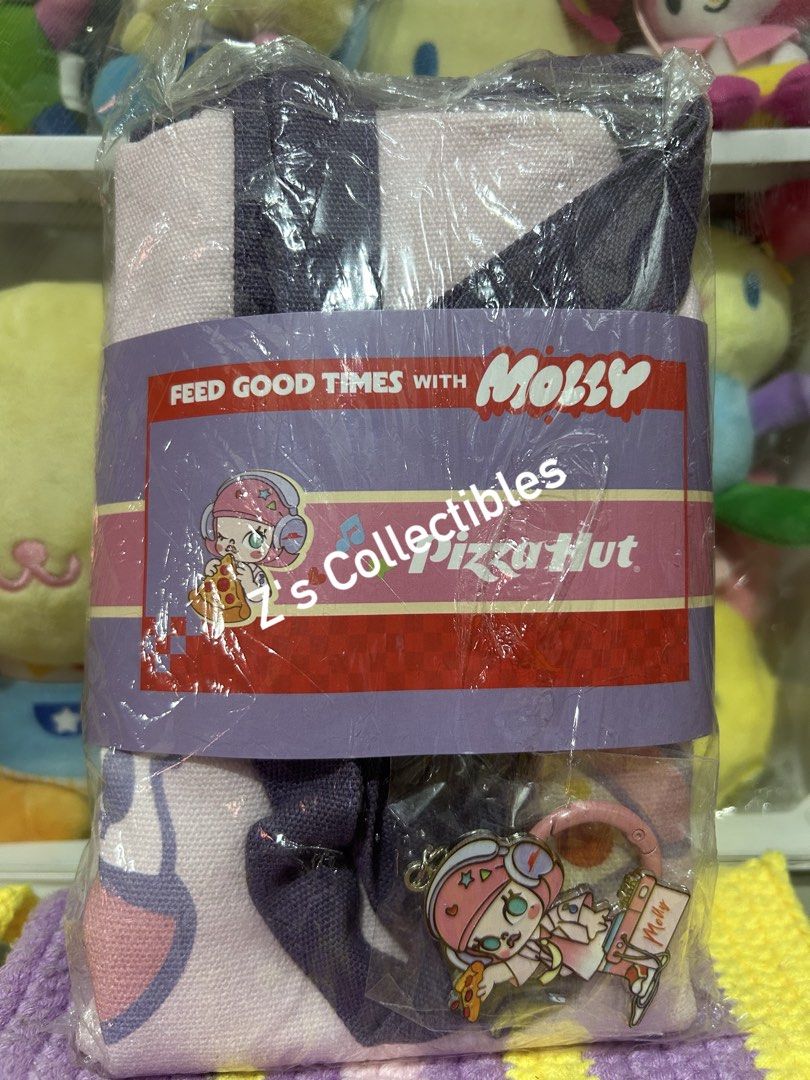 Pizza Hut x Molly Beat Box (Category: CDs & DVDs) located in Manila. Submitted by zscollectibles (Listing ID 1445883166, Image 1). Description: Sealed. Stored/keep lang. Complete set. With freebie. Please read before messaging. Thank you. ❗️No return no exchange. Actual item posted. ❗️No haggling. LP Posted. ❗️No cancellation once order confirmed and scheduled for shipping. ❗️J&T, or your choice your book. (SF shouldered by the buyer) ❗️Shipping 