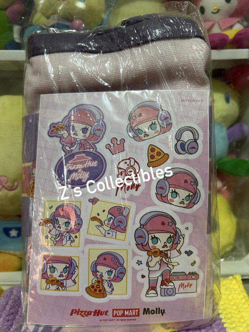 Pizza Hut x Molly Beat Box (Category: CDs & DVDs) located in Manila. Submitted by zscollectibles (Listing ID 1445883166, Image 2). Description: Sealed. Stored/keep lang. Complete set. With freebie. Please read before messaging. Thank you. ❗️No return no exchange. Actual item posted. ❗️No haggling. LP Posted. ❗️No cancellation once order confirmed and scheduled for shipping. ❗️J&T, or your choice your book. (SF shouldered by the buyer) ❗️Shipping 