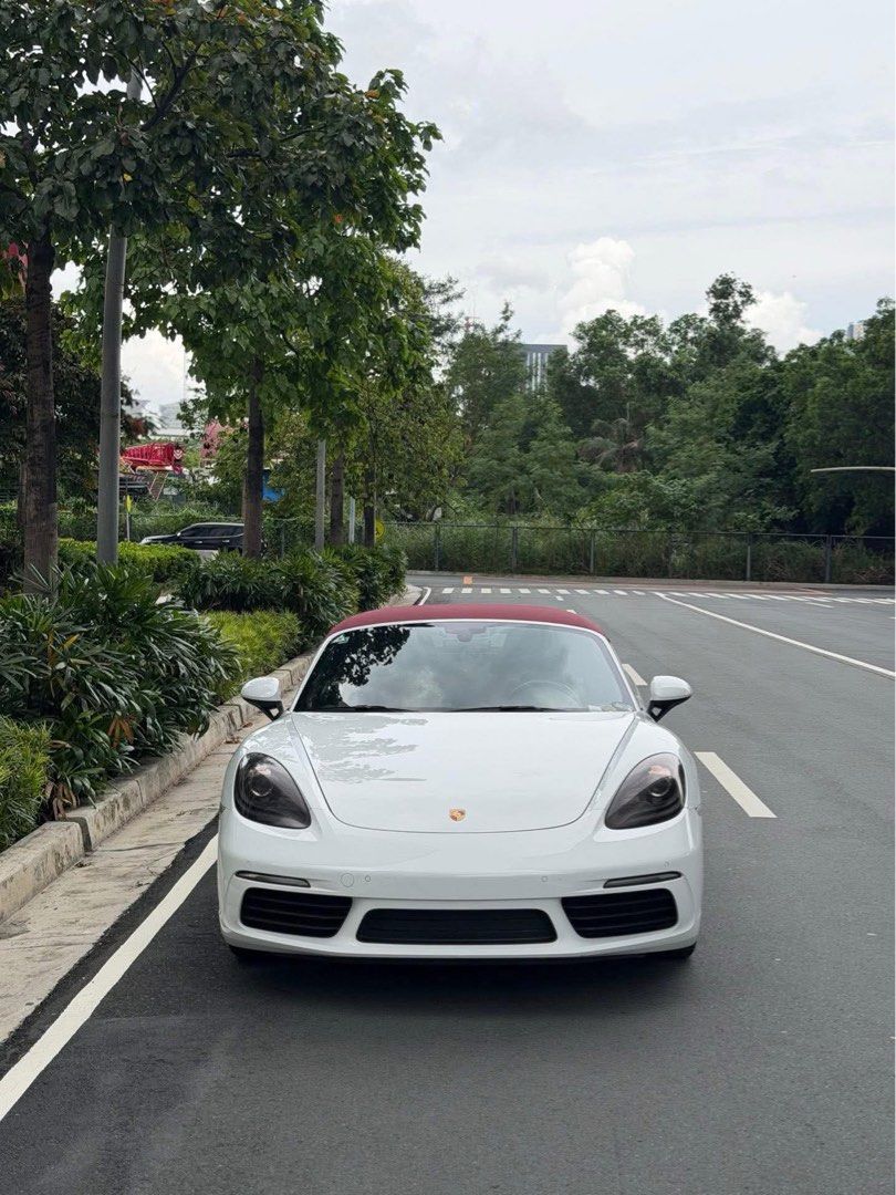 Porsche 718 Boxster Auto (Category: Used Cars) located in Manila. Submitted by quality_cars (Listing ID 1445938954, Image 1). Description: 🔥 FOR SALE‼️ PORSCHE 718 BOXSTER 2018 🔥 💰 ₱4,978,000 Negotiable ✅ Cash | Trade-In | Financing 🏁 2.0L Turbocharged Engine ⚙️ Automatic Transmission 📈 Only 15,000 KM Mileage 🔥 Full Exhaust System Installed 🚀 Dyno Tuned – 400HP ✨ First Owner Acquired ✨ Local PGA Unit ✨ Complete Casa Records ✨ Complete Orig