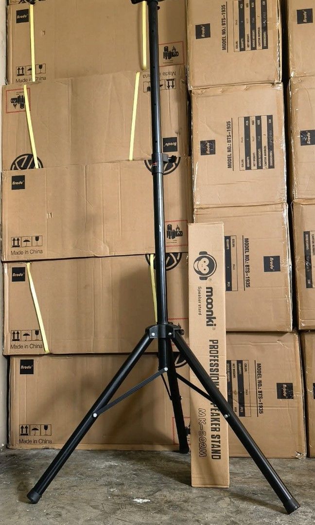 Professional speaker stand (Category: Tripods & Monopods) located in Manila. Submitted by lyfrancois14 (Listing ID 1445929861, Image 2). Description: .