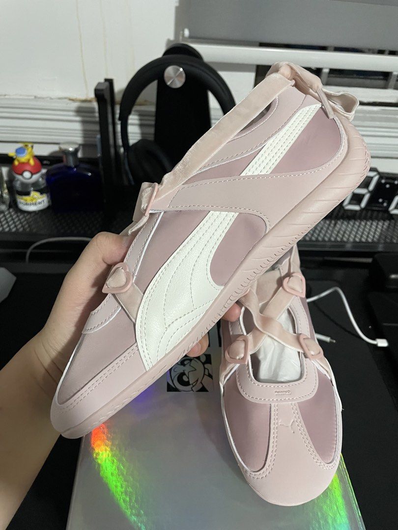 Puma x Powerpuff Girls Pink (Category: Sneakers) located in Manila. Submitted by marqusgo326 (Listing ID 1445957539, Image 3). Description: PM for additional info Buyer will shoulder shipping fee Size 8US, 5.5UK, 38.5EUR.