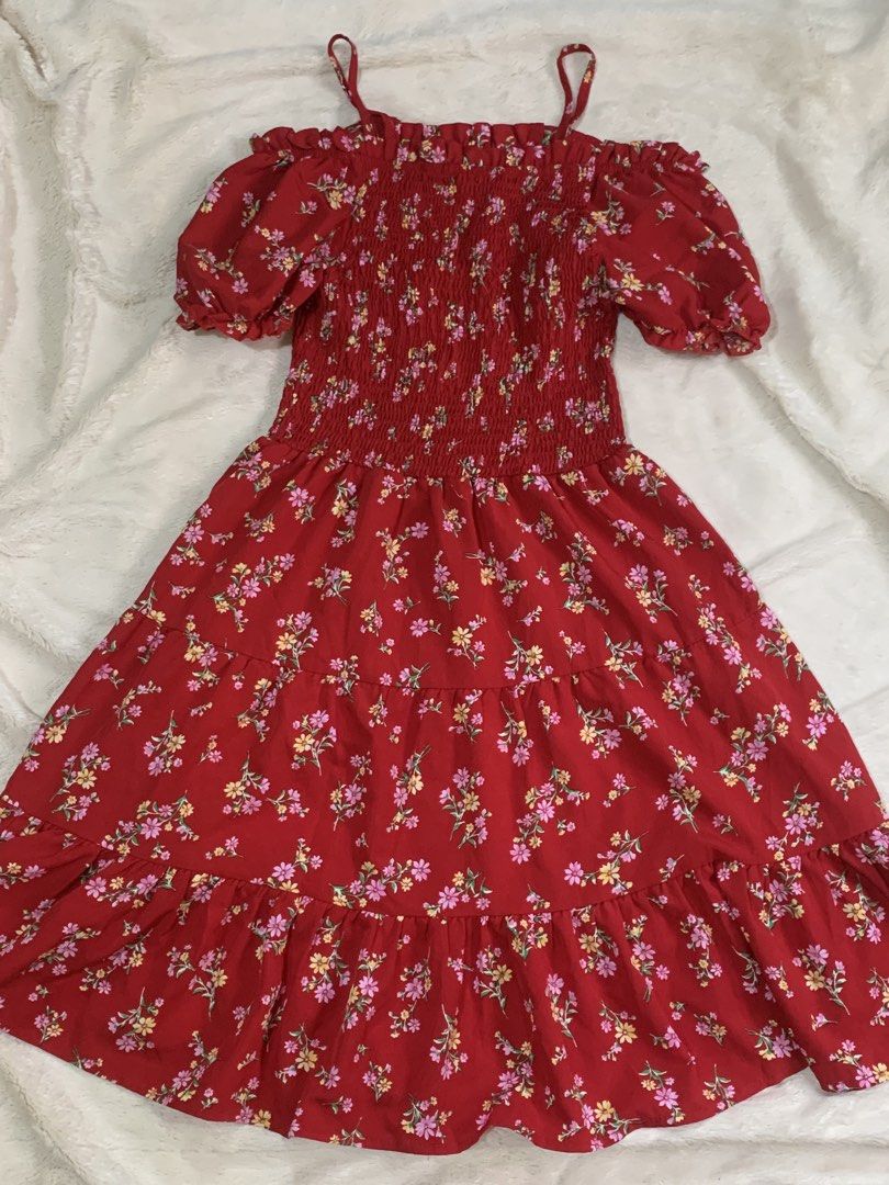 Red Floral Off-shoulder Dress (Category: Dresses) located in Bacoor. Submitted by justinecb (Listing ID 1445863885, Image 2). Description: Red Floral Off-shoulder Dress Like new- bought 400 selling for 250 Small size can stretch up to Medium .