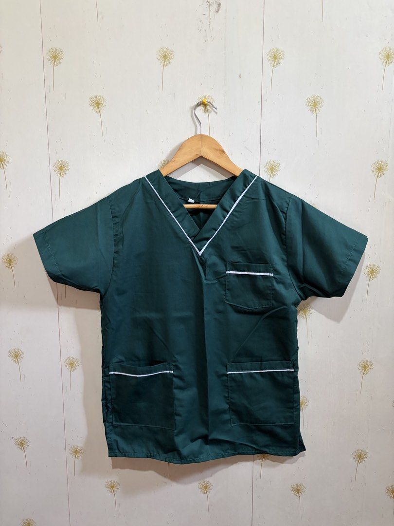 Scrubs Clinical Uniform Scrubsuit (Category: Others Tops) located in Bulacan. Submitted by 888nix (Listing ID 1445882476, Image 1). Description: Green Scrubsuit - used twice only - have 2 sets lalamove / j&t bulacan.
