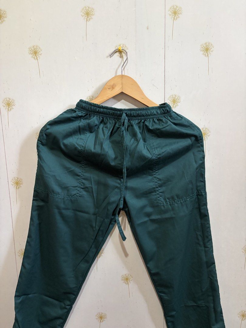 Scrubs Clinical Uniform Scrubsuit (Category: Others Tops) located in Bulacan. Submitted by 888nix (Listing ID 1445882476, Image 2). Description: Green Scrubsuit - used twice only - have 2 sets lalamove / j&t bulacan.