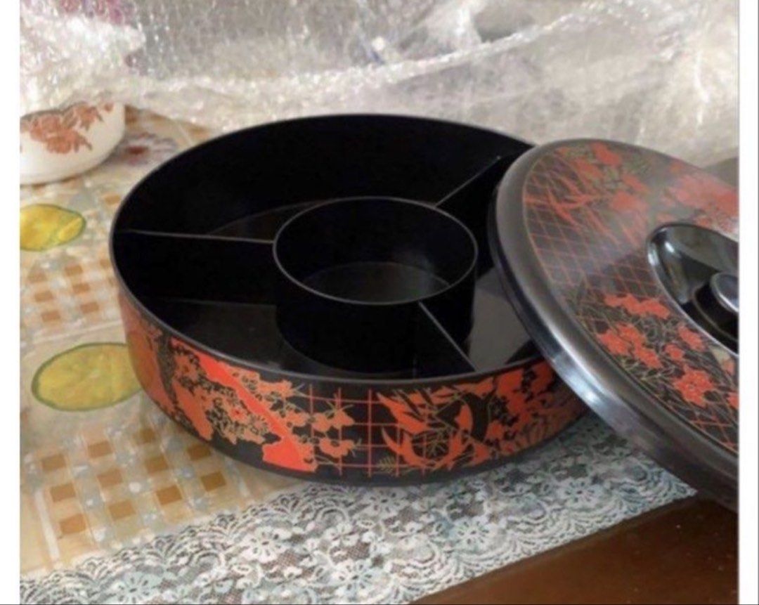 Serving Tray with Lid