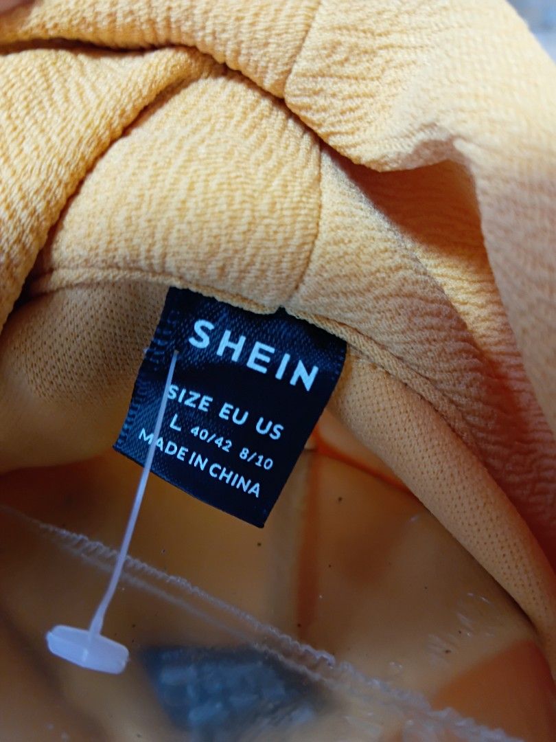 SHEIN Yellow Long Sleeve Jacket Size L (Category: Coats, Jackets and Outerwear) located in Santa Barbara. Submitted by bins_closet888 (Listing ID 1445877505, Image 2). Description: - SHEIN yellow jacket - Blazer style with collared neckline - Long sleeves - Size L (EU 40/42, US 8/10) - Made in China - Ideal for layering.