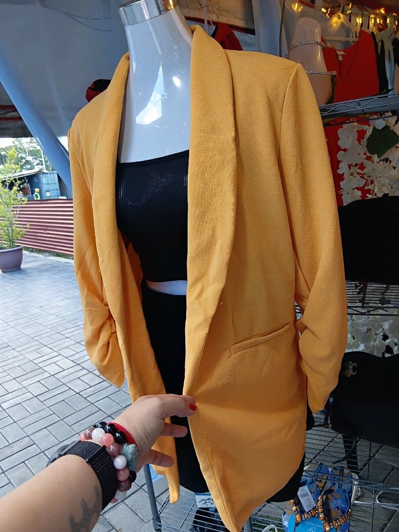SHEIN Yellow Long Sleeve Jacket Size L (Category: Coats, Jackets and Outerwear) located in Santa Barbara. Submitted by bins_closet888 (Listing ID 1445877505, Image 3). Description: - SHEIN yellow jacket - Blazer style with collared neckline - Long sleeves - Size L (EU 40/42, US 8/10) - Made in China - Ideal for layering.