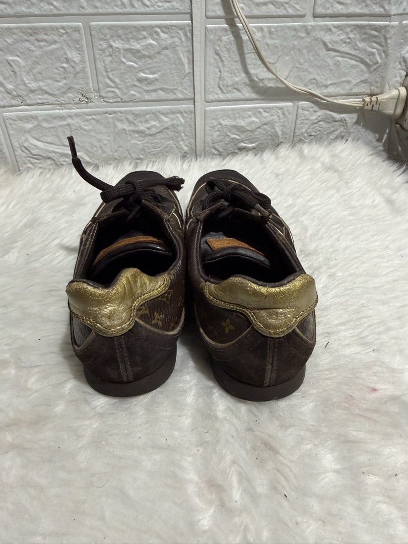 Shoes (Category: Sneakers & Footwear) located in Davao. Submitted by blessed6 (Listing ID 1445869053, Image 3). Description: 19cm.