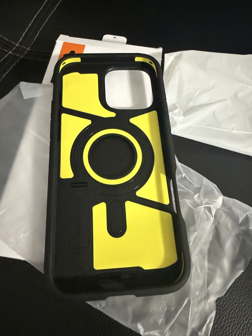 spigen iphone 16 pro max case (Category: Cases & Sleeves) located in Caloocan City. Submitted by leo-tan (Listing ID 1443447516, Image 3). Description: Brand new, used for only one day.