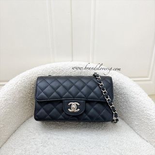 (Category: ) located in . Submitted by brands_lover (Listing ID 1445811521, Image 1). Description: .