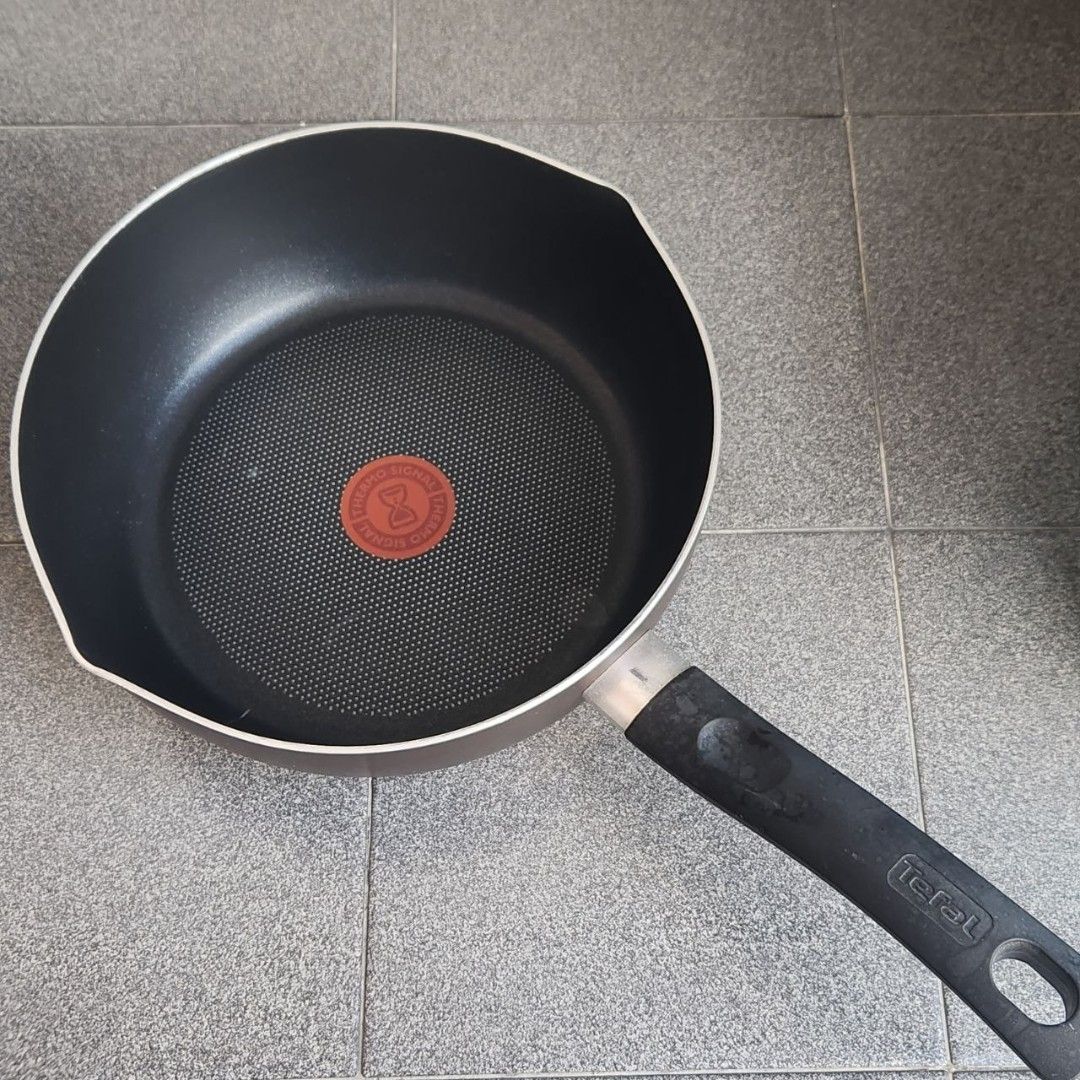 Tefal Saucepan with Thermo-Spot