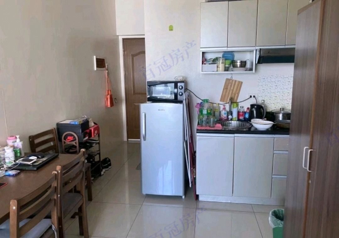 The Beacon Makati Studio Unit For Sale (Category: Other Home Furniture) located in Quezon City. Submitted by baiguan_jaymie (Listing ID 1445839519, Image 3). Description: RUSH SALE Building: The Beacon Makati Tower: Tower 1 Property Code: 07807 Location: Makati Floor Area: 21SQM Unit Type: Studio Unit Price: 3M net Title: Clean Title.