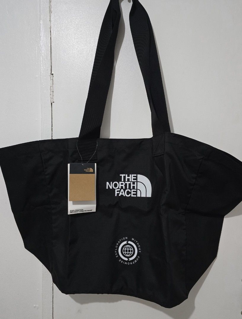The North Face EWC Tote Bag L (Category: Tote Bags) located in Quezon City. Submitted by smallblackant (Listing ID 1445814433, Image 1). Description: large size b 26in X 15in X 8in black sf at buyers expense .