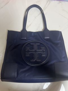 （分類：）位於 。 由 yee31 提交（商品編號 1445917934，圖片 1）。簡介： 。