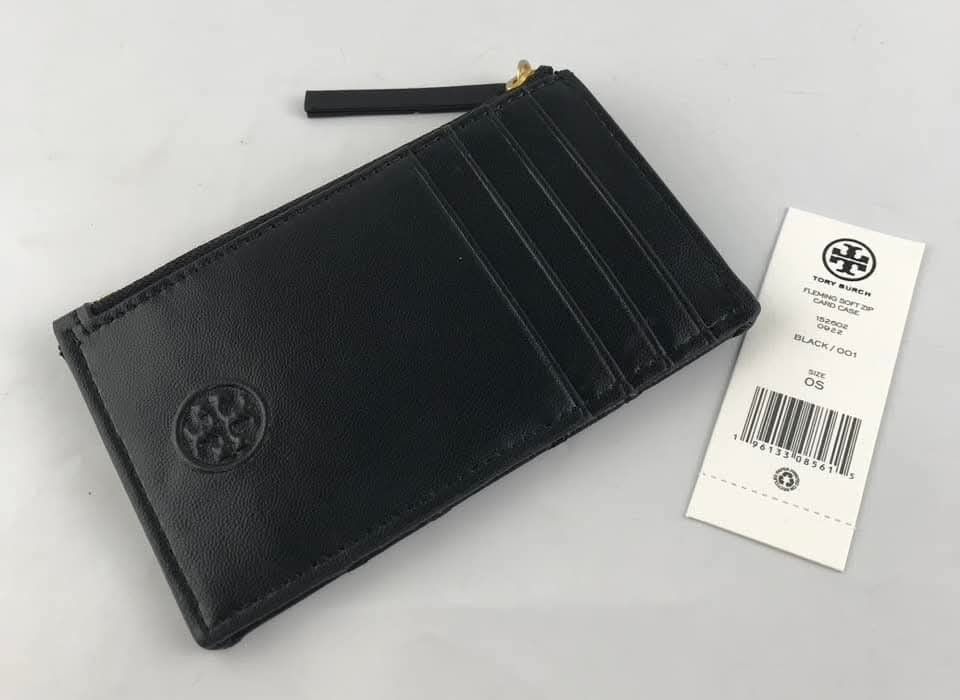 Tory long wallet (Category: Wallets & Card holders) located in Rizal. Submitted by shadow0101 (Listing ID 1445979026, Image 2). Description: Actual pic posted sameday delivery via lalamove province J&T express complete inclusion.