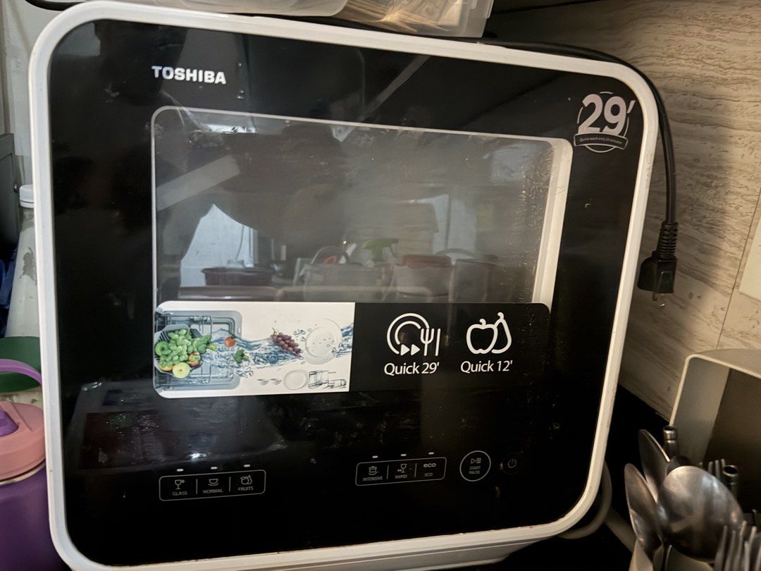 Toshiba Counter top Dishwasher (Category: Dishwasher) located in Pasay City. Submitted by bongsstuff (Listing ID 1445950330, Image 2). Description: .