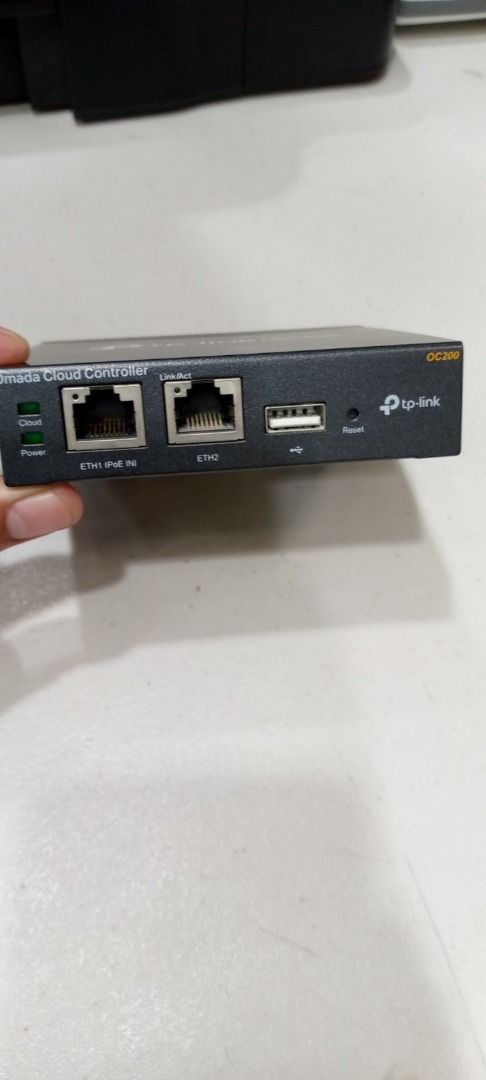 TP-LINK (Category: Networking) located in Paranaque City. Submitted by urbangiz_amb (Listing ID 1445872701, Image 3). Description: TP-Link is a leading global provider of networking devices and smart home solutions. Renowned for its reliable and affordable Wi-Fi routers (such as the Archer series), the brand spans over 170 countries, offering everything from mesh networks to security systems and smart appliances..