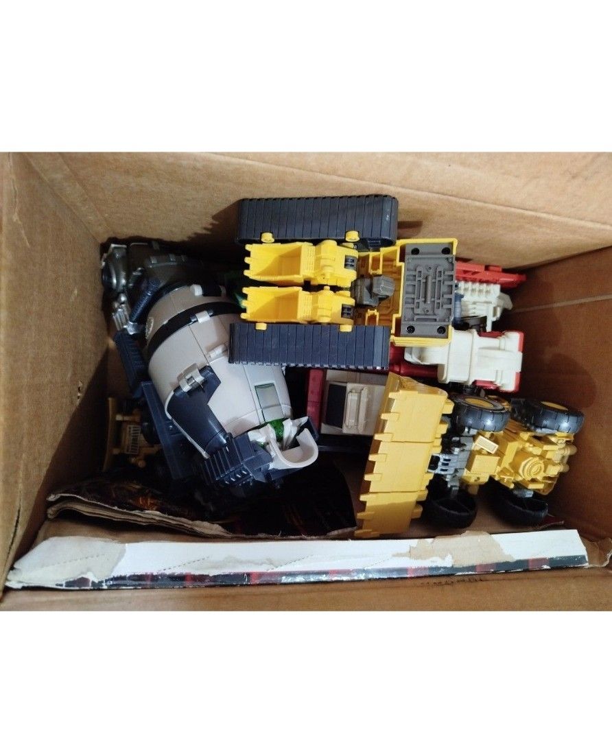 transformers contractions devastator fallen (Category: Action & Battle Toys) located in Quezon City. Submitted by toys_r_here (Listing ID 1445875891, Image 1). Description: transformers contractions devastator fallen missing hook sa red body GOOD FOR GIFT AND COLLECTION as is po Good condition First to pay gets the item pa check nalng sa pic yun condition pm me for questions ship pwede lalamove or jnt qc and marikina area.