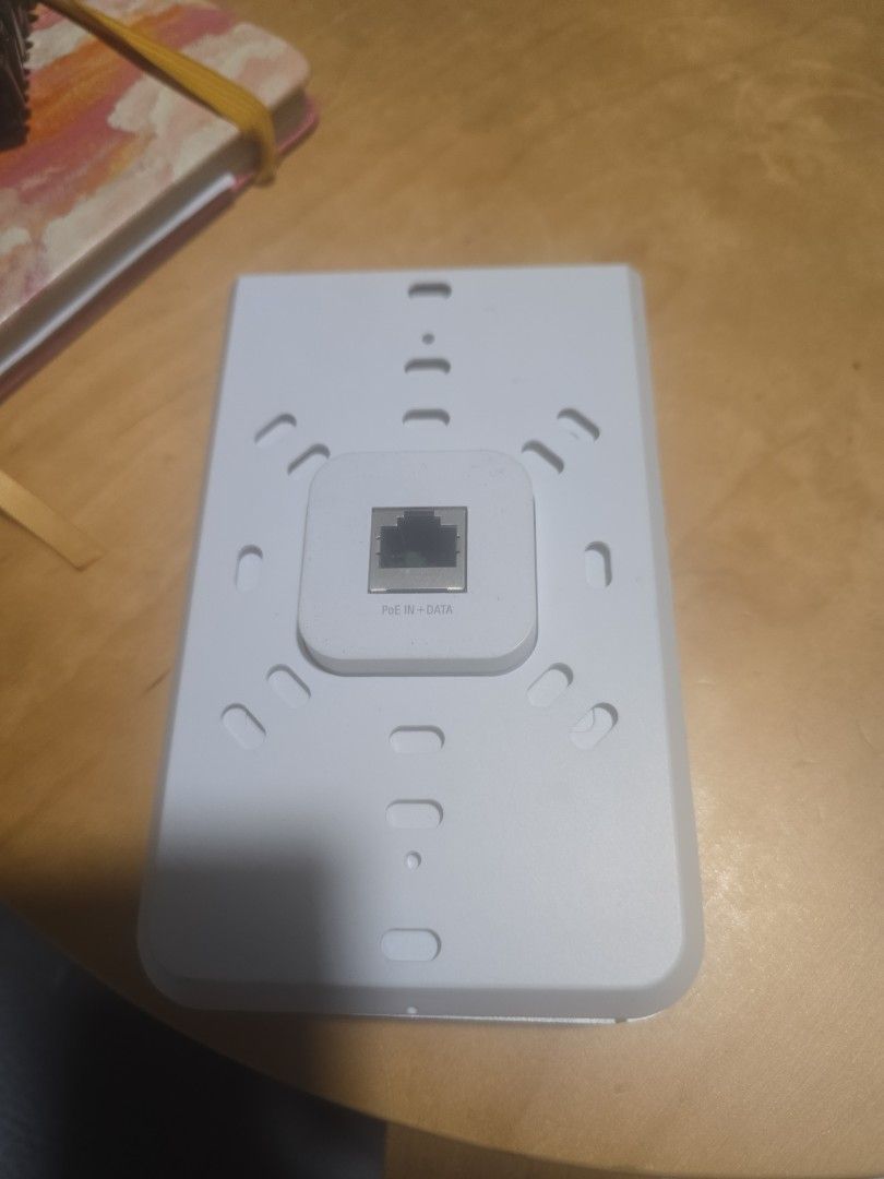 Ubiquiti UniFi Switch Lite 8 PoE492341286656419842