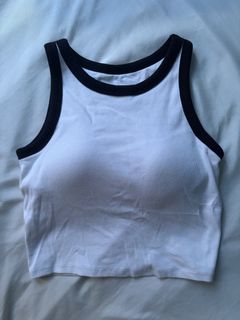 (Category: ) located in . Submitted by loren.declutter (Listing ID 1445857016, Image 1). Description: .