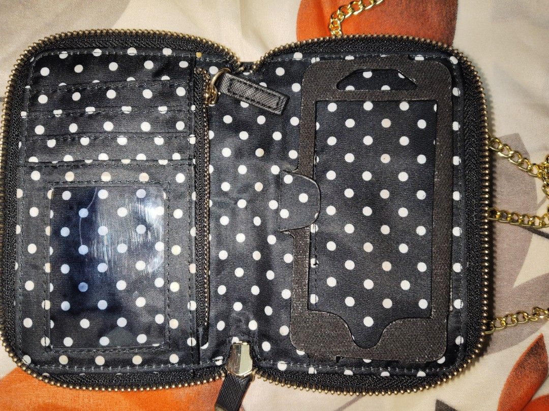 Victoria Secret Sling Wallet (Category: Wallets & Card holders) located in Batangas. Submitted by kasualcornerph (Listing ID 1445939432, Image 3). Description: Selling my own pre loved wallet bought this in the U.S. Feel free to message me if you need more information. Thank you. Shipping fee not included!!.