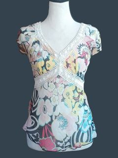 (Category: ) located in . Submitted by .00trend-setters00. (Listing ID 1445799770, Image 1). Description: .