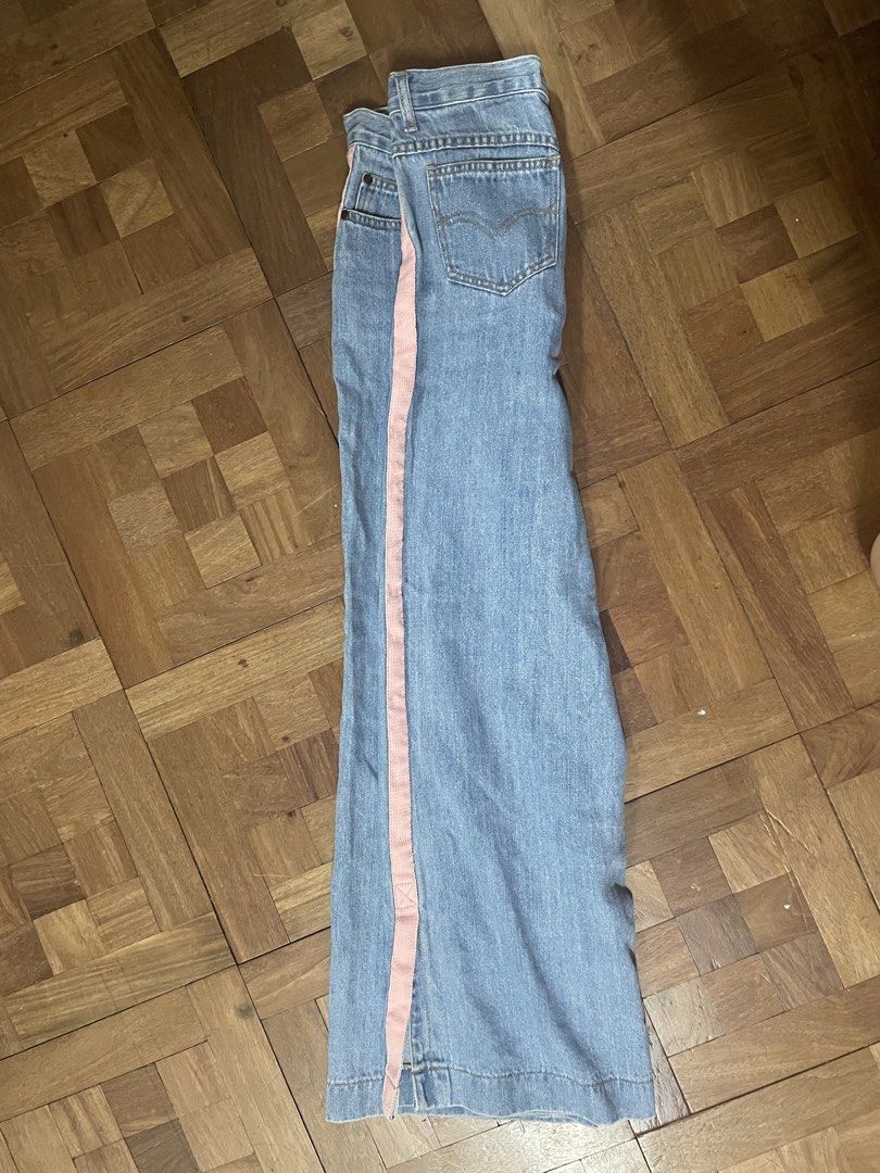 wide leg jeans with pink stripes (Category: Jeans) located in Manila. Submitted by ennescart (Listing ID 1445852127, Image 2). Description: - 9/10 condition - wasn't used that much.