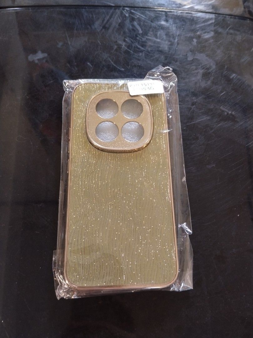 Xiaomi Redmi Note 15 Pro 5G Phone Case (Category: Cases & Sleeves) located in Quezon City. Submitted by shine_my_preloved (Listing ID 1445818939, Image 2). Description: Xiaomi Redmi Note 15 Pro 5G Phose Case Shockproof New Case never use Gold Reason to sale: Wrong item receive.