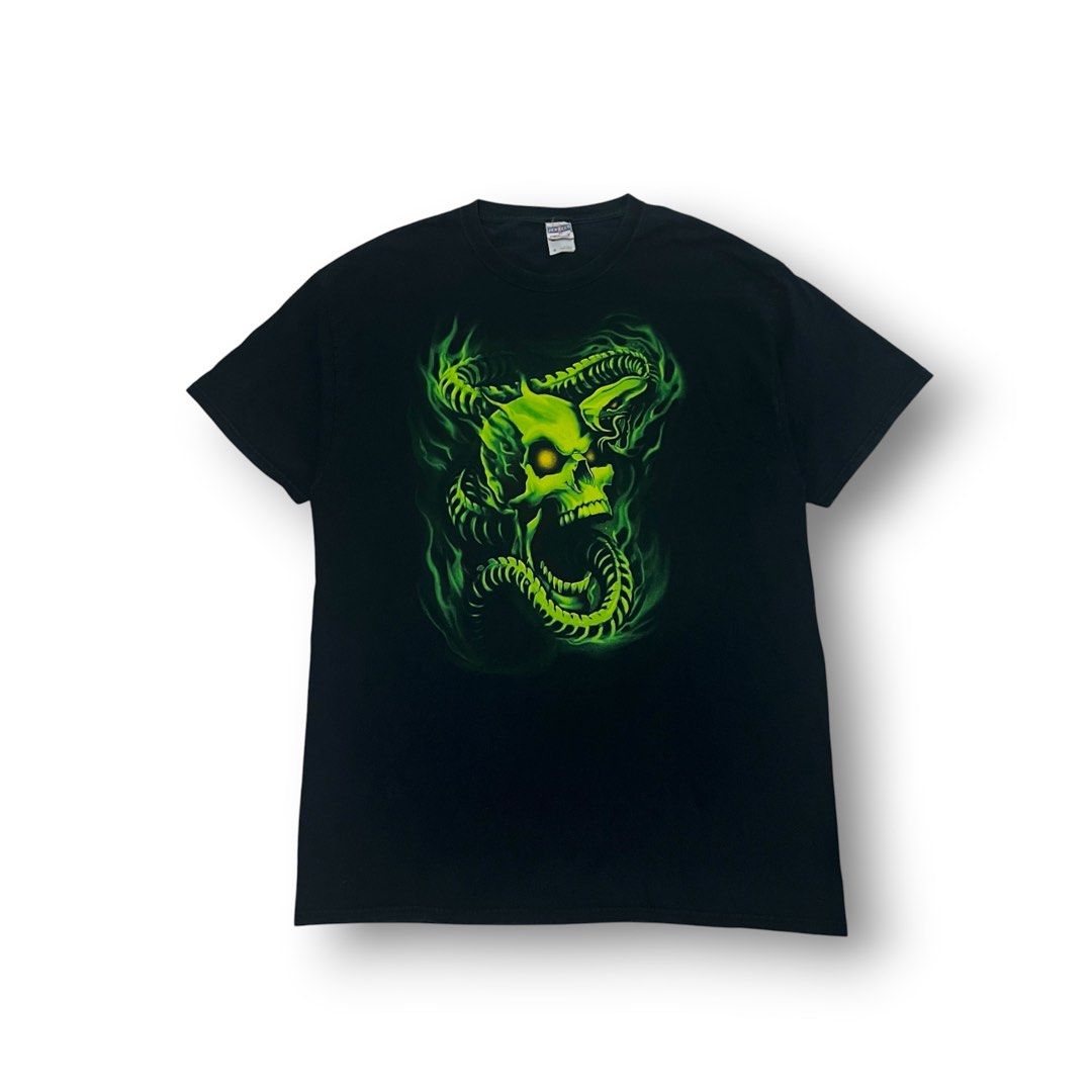 Y2k Jerzees Skull Tee (Category: Tshirts & Polo Shirts ) located in San Jose. Submitted by porkjowls (Listing ID 1445917587, Image 1). Description: 23 width 32 length Issue: none.