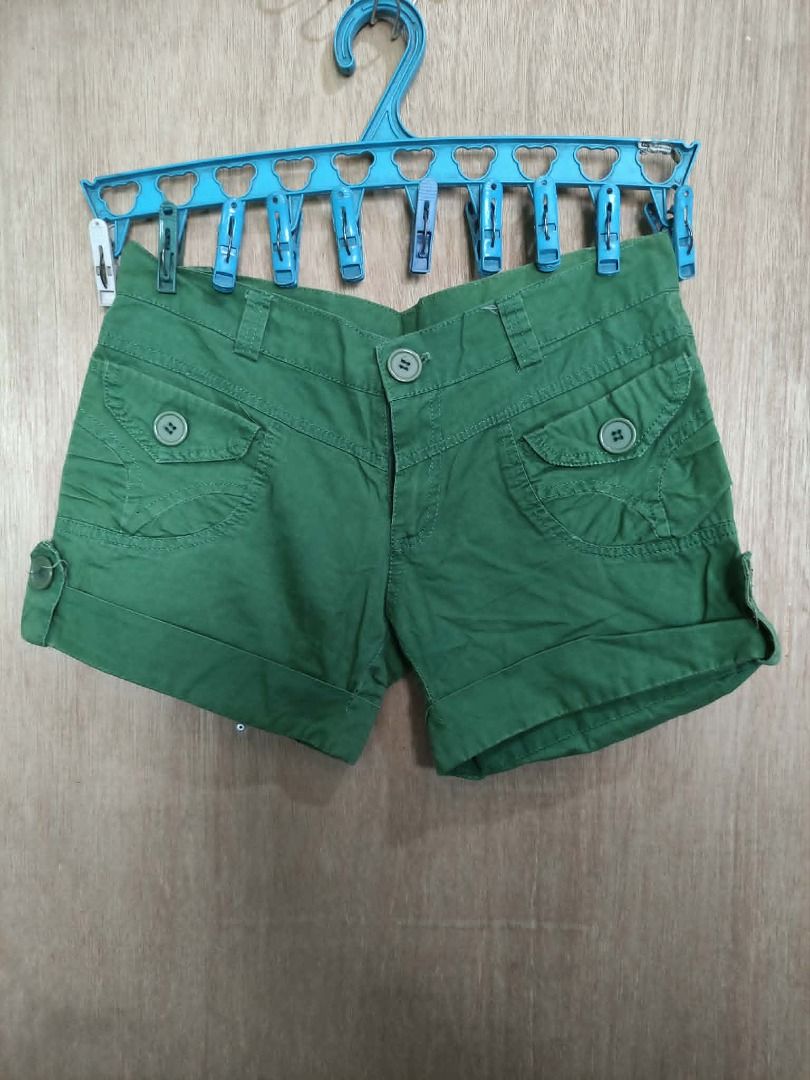 y2k whimsy green shorts (Category: Shorts) located in Mandaluyong City. Submitted by starpreloveditems (Listing ID 1445854150, Image 1). Description: MOP: GCASH chat for more details. .