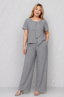 (Category: ) located in . Submitted by malcahfashionista.03 (Listing ID 1445937817, Image 1). Description: .