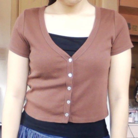 cotton on light brown short sleeve button crop top (Category: Blouses) located in Manila. Submitted by avie.declutters (Listing ID 1445987565, Image 2). Description: .ᐟ Kindly look through ALL photos carefully before sending an offer .ᐟ Inquiries will only be entertained if regarding size, flaws, or RFS ✦ payment: GCash, bank transfer (NO COD) ✦ delivery: J&T, Lalamove (same-day delivery) ✦ meet-ups: not available ⧽ Accepted offers are given 24 h