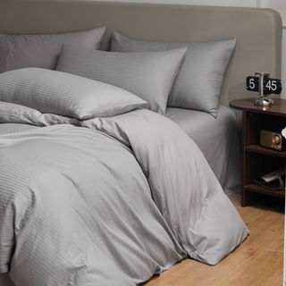 (Category: ) located in . Submitted by steadymart_sg (Listing ID 1445990733, Image 1). Description: .