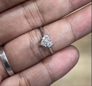 (Category: ) located in . Submitted by houseofgems0 (Listing ID 1446114852, Image 1). Description: .