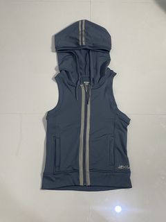 (Category: ) located in . Submitted by thrift.ine (Listing ID 1445986344, Image 1). Description: .