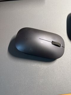 Black Wireless Mouse505275877321625600