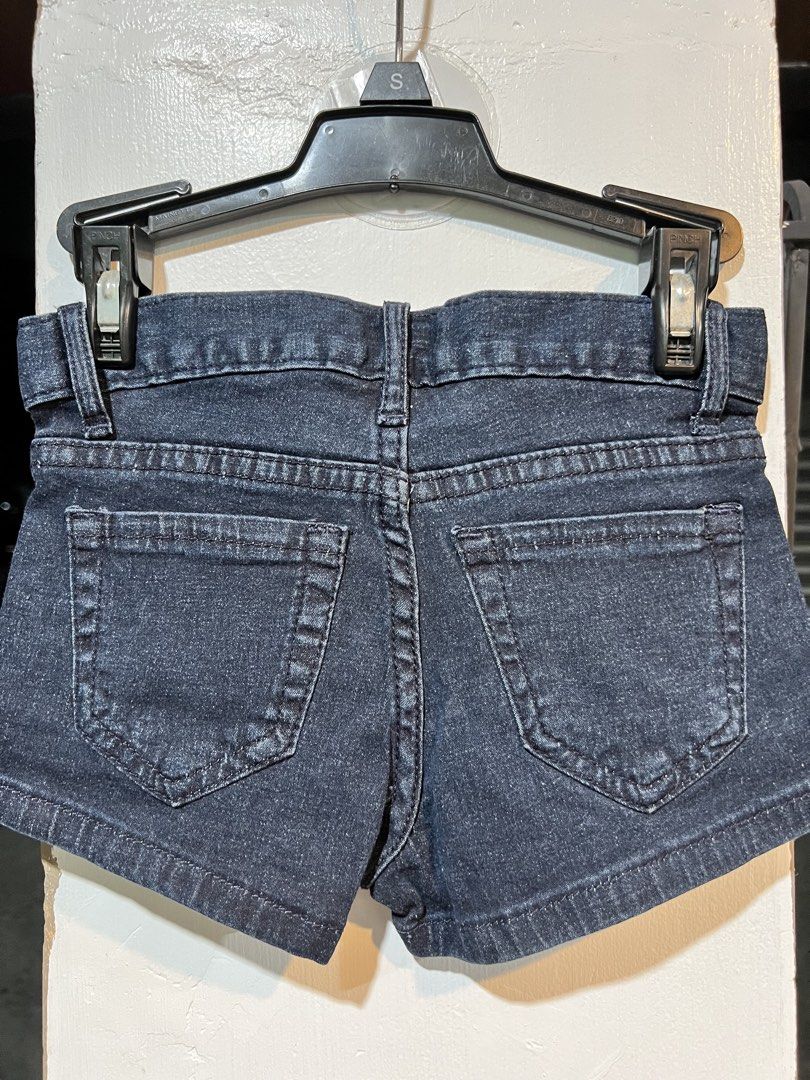 Abercrombie Kids Shorts Denim (Category: Babies & Kids Fashion) located in Imus. Submitted by vdc.apparel (Listing ID 1445994703, Image 2). Description: Size 6 in tag Brandnew with tag 2pcs available .